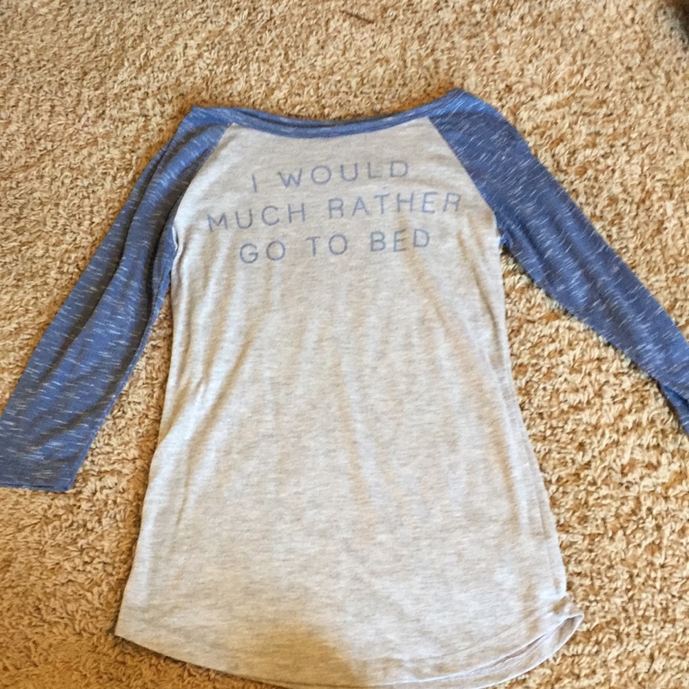 mid sleeve shirt